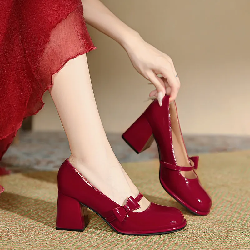 Chunky heel round toe Mary Jane shoes in patent leather, 7cm heel, available in multiple colours and sizes 30-45.