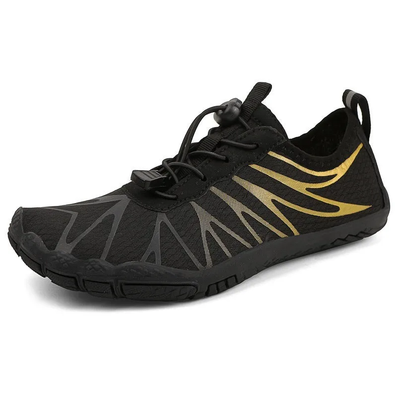 Men's and women's low-top breathable sports running shoes with a rubber sole in various colours