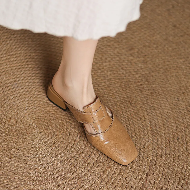 Women's retro closed toe half slippers in genuine leather with low thick heel, square toe, apricot colour