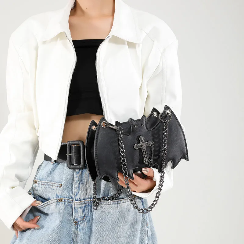 New Fashion Creative Halloween Personalized Bat Handbag in black PU leather with chain strap and batwing shape