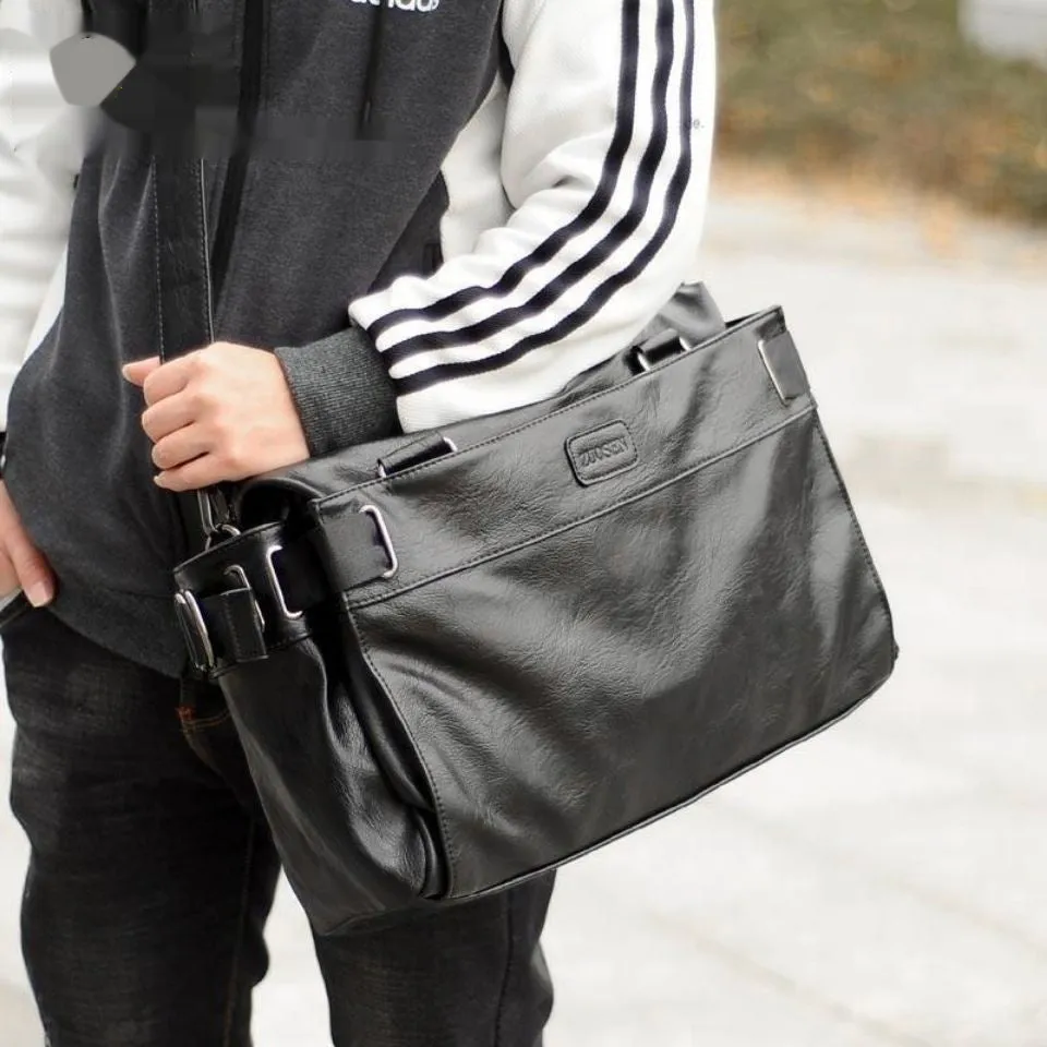 Men's leather messenger bag, large capacity, cowhide lining, black colour, shoulder strap