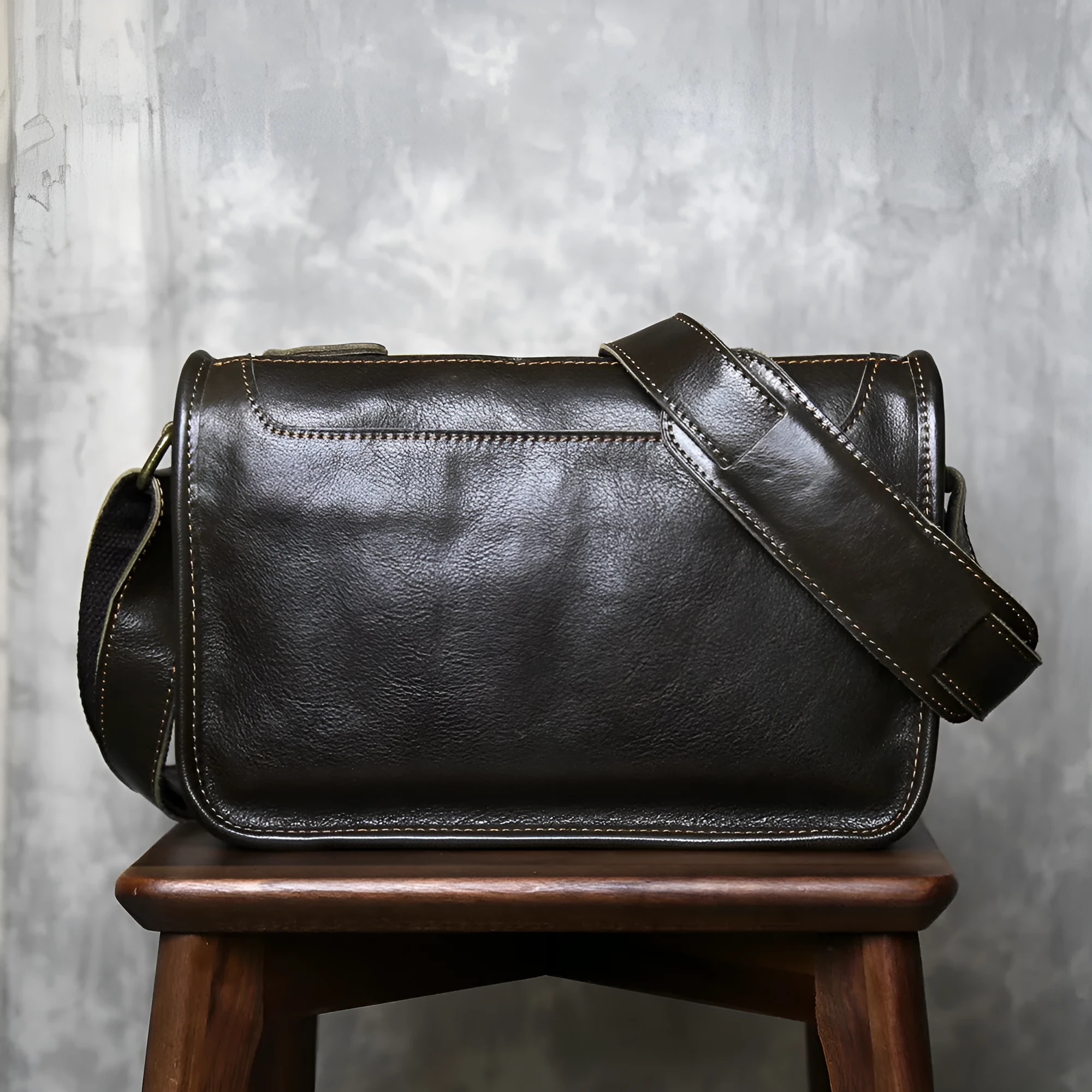 Men's genuine leather crossbody shoulder bag handmade top grain leather solid colour patchwork olive green casual travel