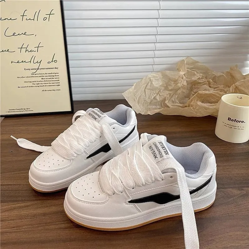 Women's low top mid heel pump shoes in synthetic leather, available in pink colour, side view