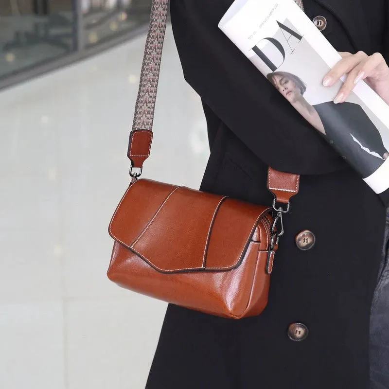 Leather women's casual zip crossbody bag in top grain leather, horizontal square shape, colour caramel