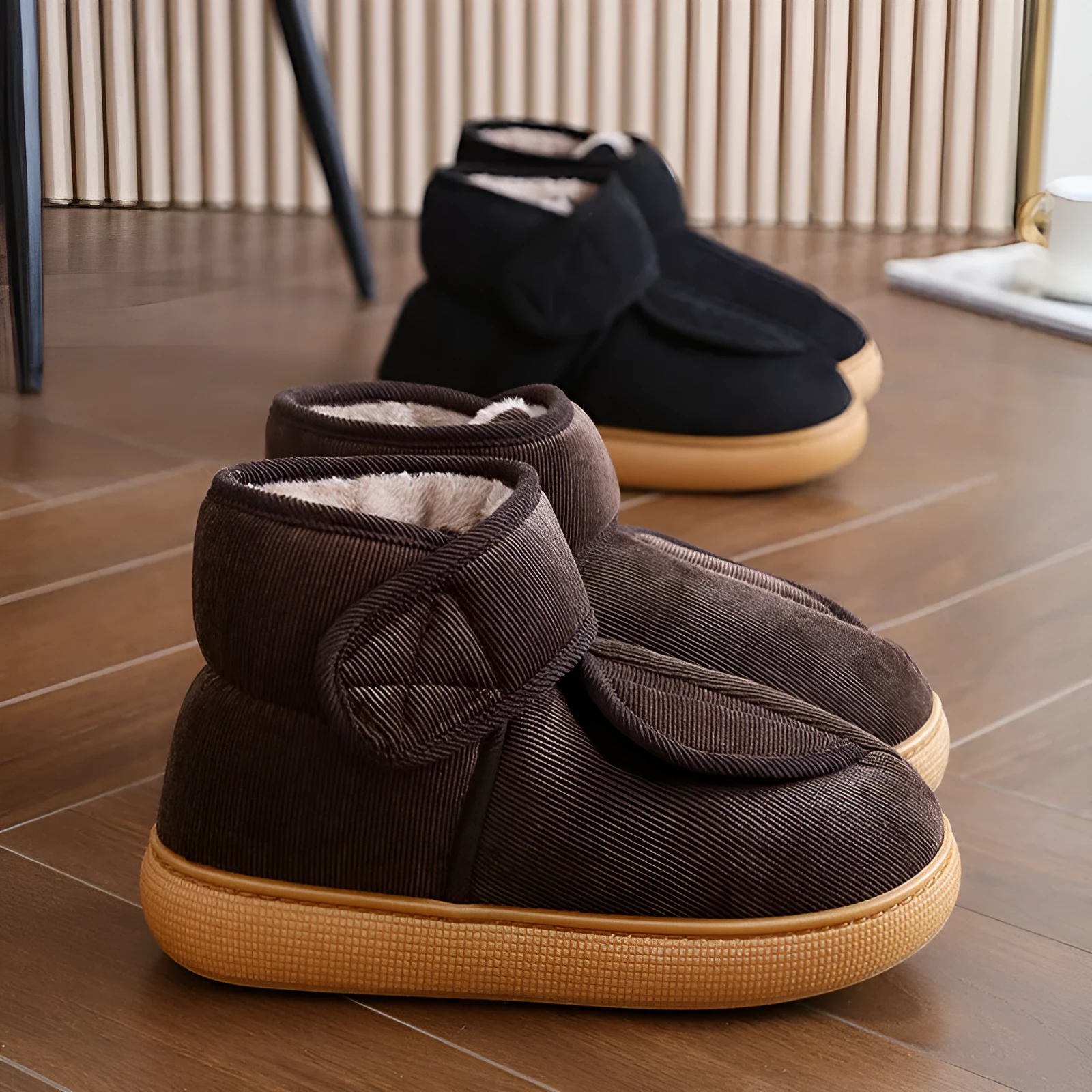Large opening warm boots with anti-slip rubber soles for men and women, unisex slip-on design in wine red