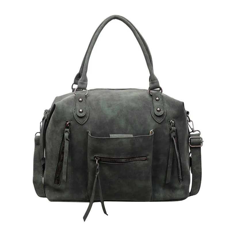 Retro textured women's messenger bag in black PU with stitching detail, 36x25x13cm