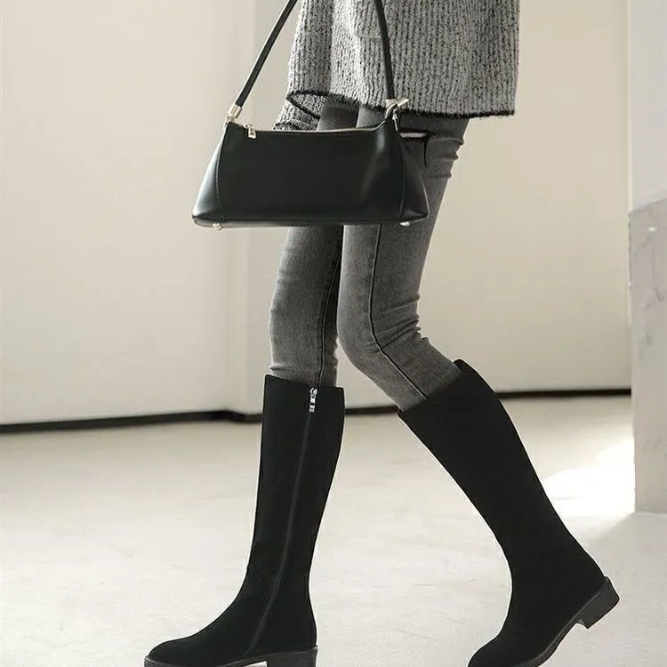Women's solid colour frost-finished sheepskin Martin boots flat heel front lace-up round toe black with velvet