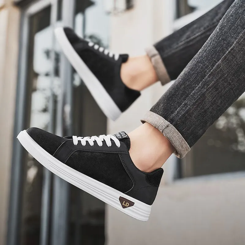 Men's snake pattern PU casual sneakers with high-cut ankle and rubber sole in black colour