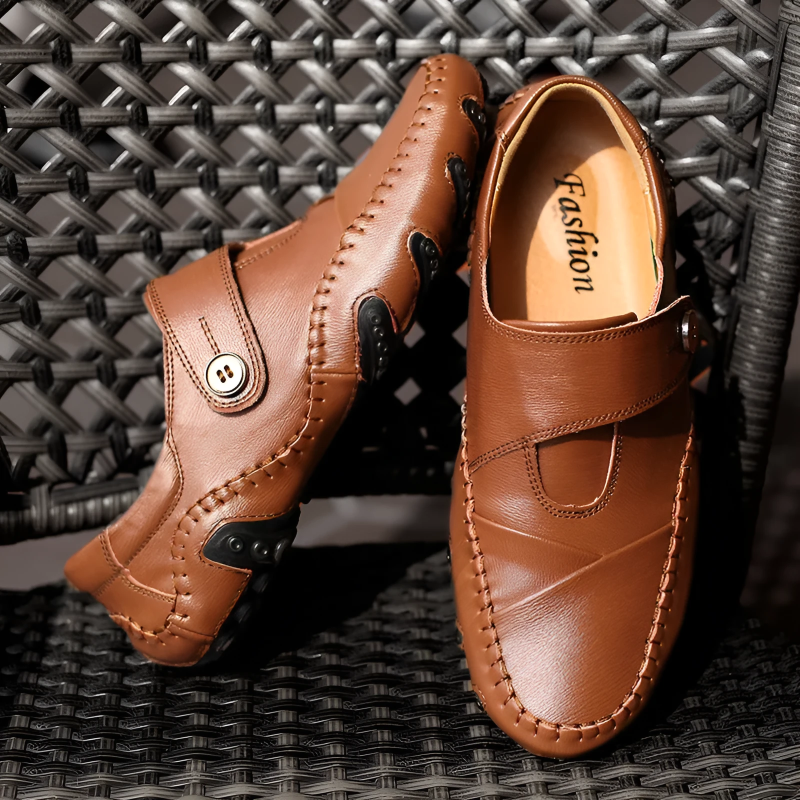 Men's black casual Korean-style microfiber lace-up leather shoes with round toe and rubber sole