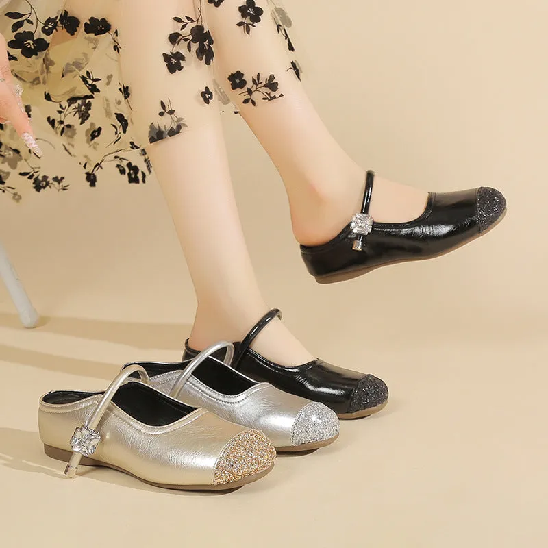 Casual shallow mouth toe sandals for women with round toe, PU upper, and rubber sole in black