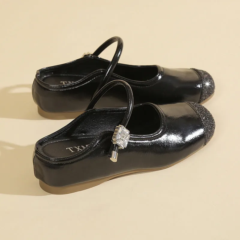 Casual shallow mouth toe sandals for women with round toe, PU upper, and rubber sole in black
