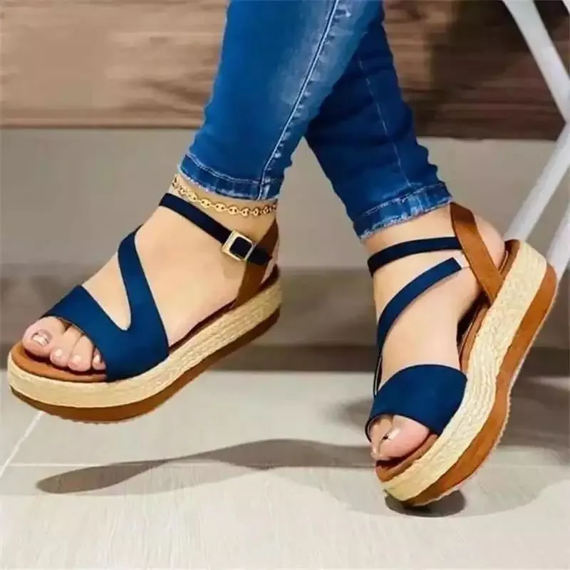Women's PU platform sandals with hollow buckle in white – round toe, Roman style, size 35-43