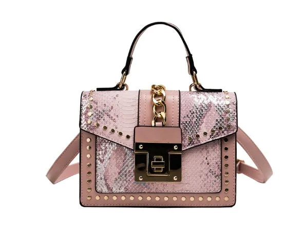 Women's alligator-textured PU shoulder bag in beige, 21cm length, compact size for essentials
