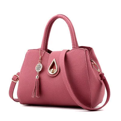 SMOOZA large PU leather tassel handbag with lock closure in beige