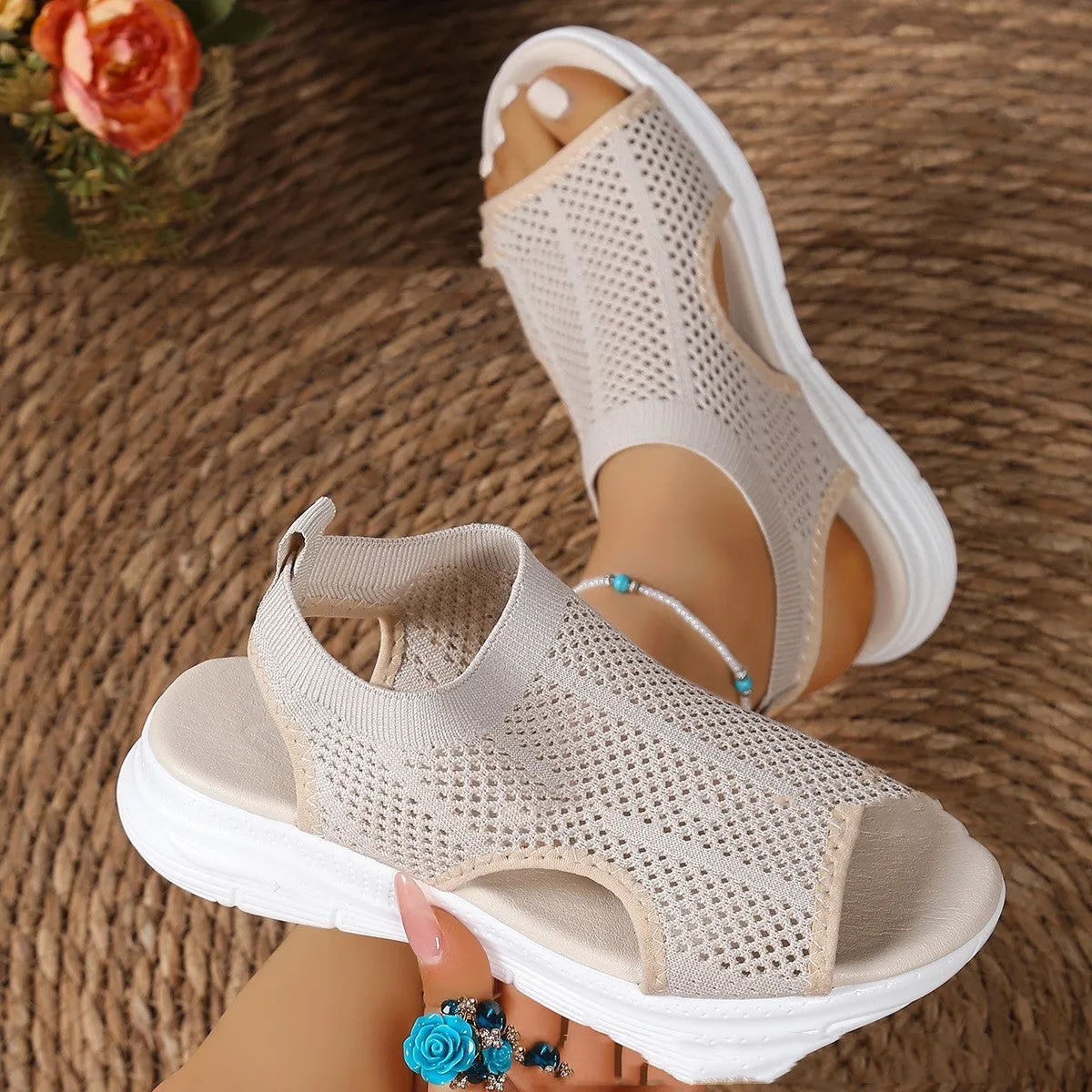 Women's black platform sports sandals with flat toe and rubber sole