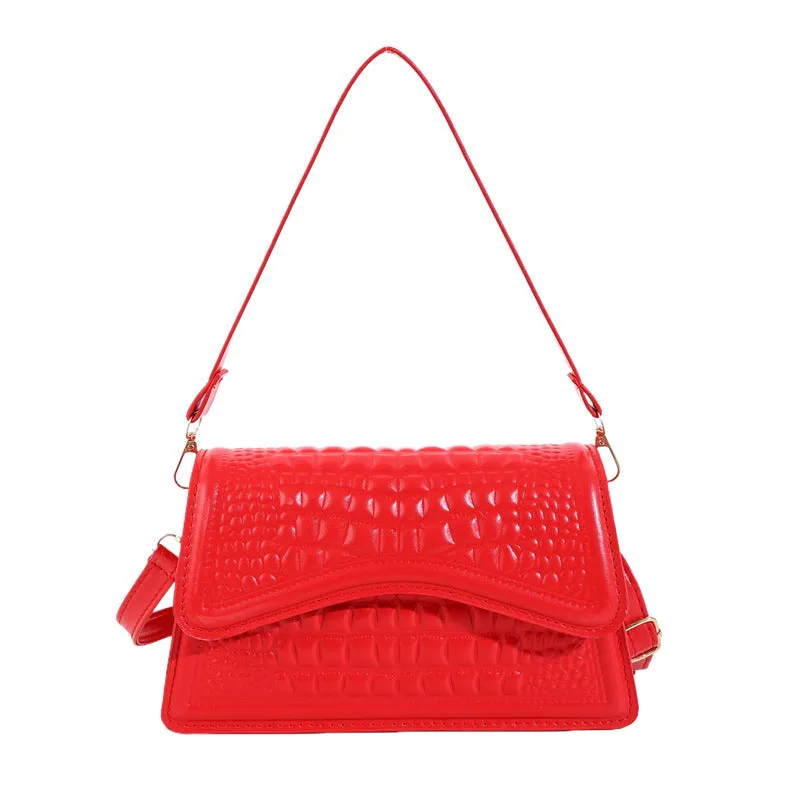 Crocodile pattern PU leather messenger bag in black with horizontal square shape and shoulder strap