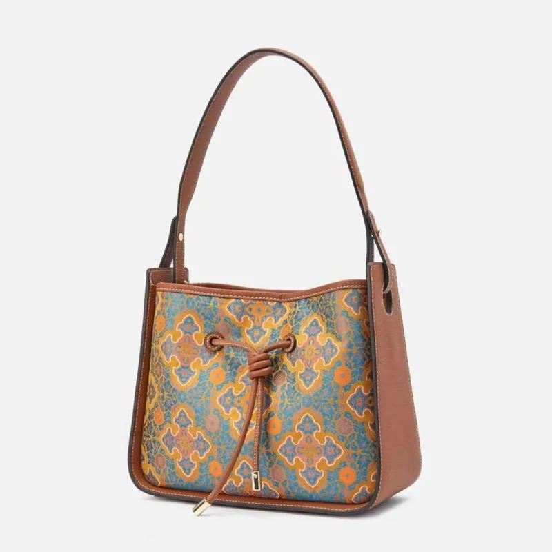 Light luxury genuine leather underarm bag in bucket shape, beige, with three-dimensional outer pocket on front