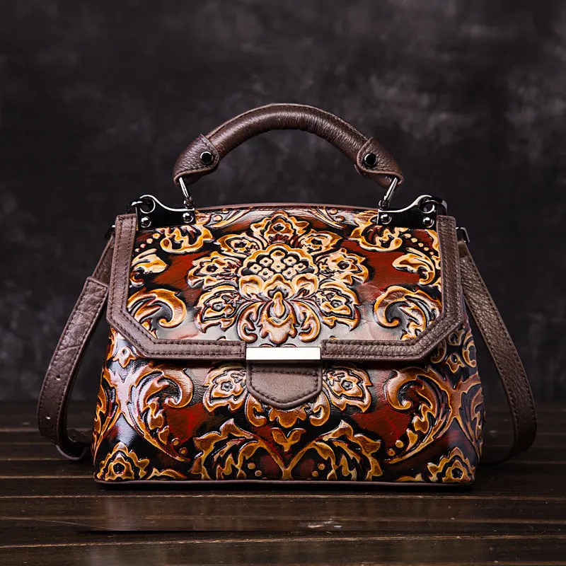 Women's retro shoulder messenger bag made of genuine cowhide leather with embossed flowers, flap closure, horizontal shape, apricot colour