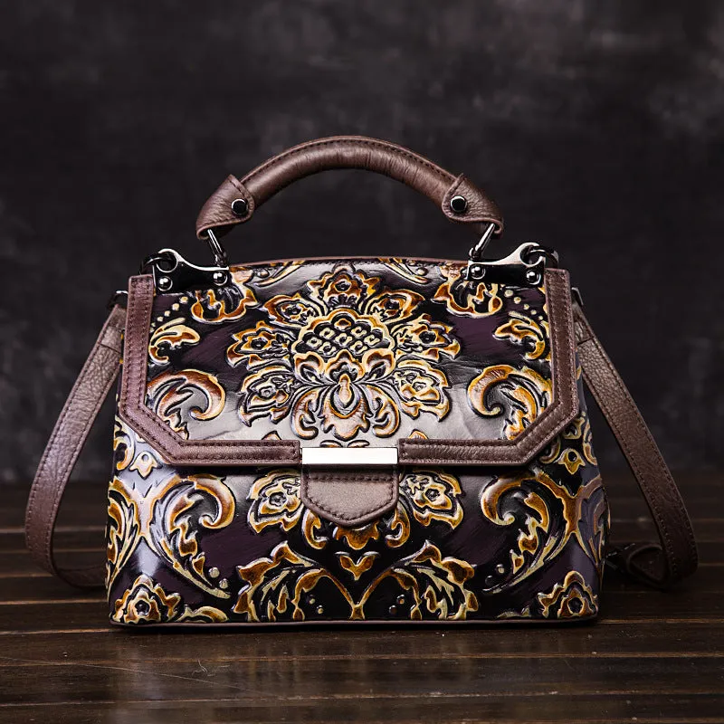 Women's retro shoulder messenger bag made of genuine cowhide leather with embossed flowers, flap closure, horizontal shape, apricot colour