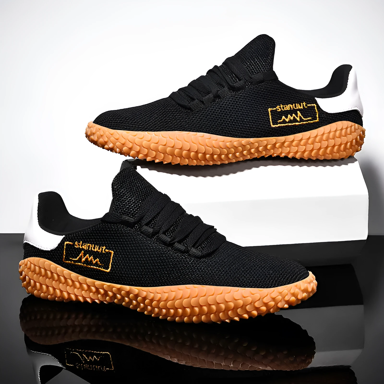 Breathable flying woven casual sneakers for men with fabric upper and rubber sole, available in sizes 36 to 47