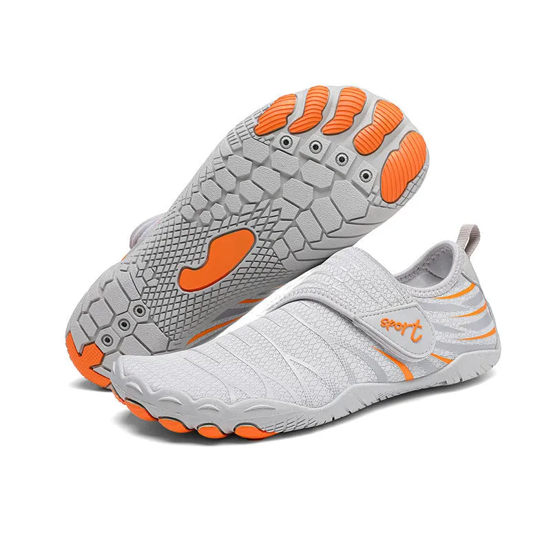 Unisex outdoor wading shoes with mesh upper, rubber sole, Velcro closure, low-top design