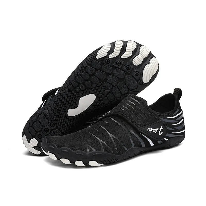 Unisex outdoor wading shoes with mesh upper, rubber sole, Velcro closure, low-top design