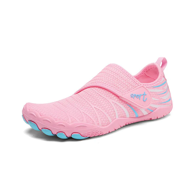 Unisex outdoor wading shoes with mesh upper, rubber sole, Velcro closure, low-top design