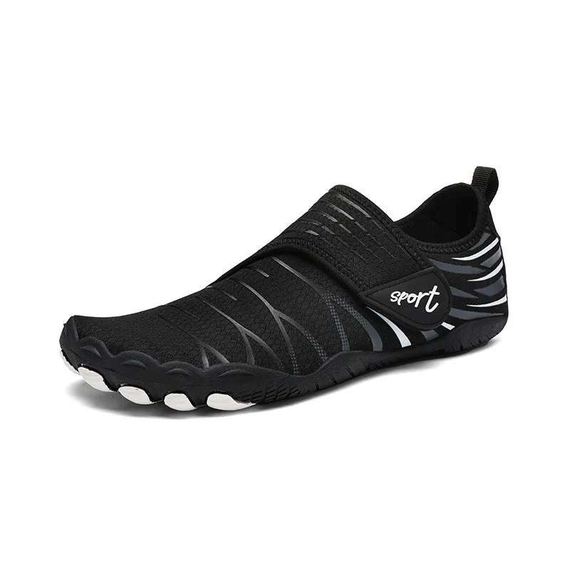 Unisex outdoor wading shoes with mesh upper, rubber sole, Velcro closure, low-top design