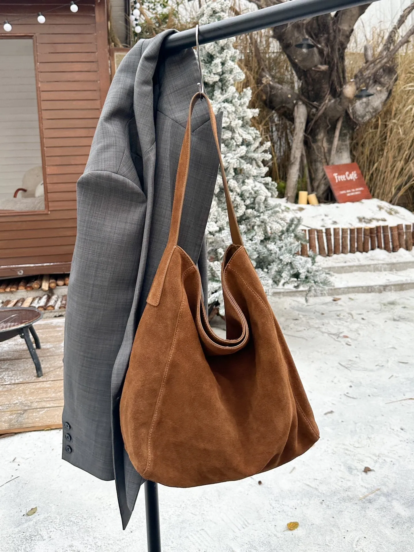 Women's minimalist loose suede shoulder bag in bucket shape, genuine leather, retro European style, 33x10x37cm