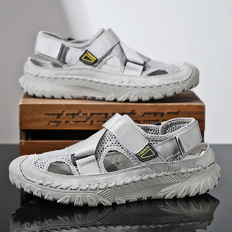 Men's casual sandals with genuine leather upper and mesh lining in elastic band style
