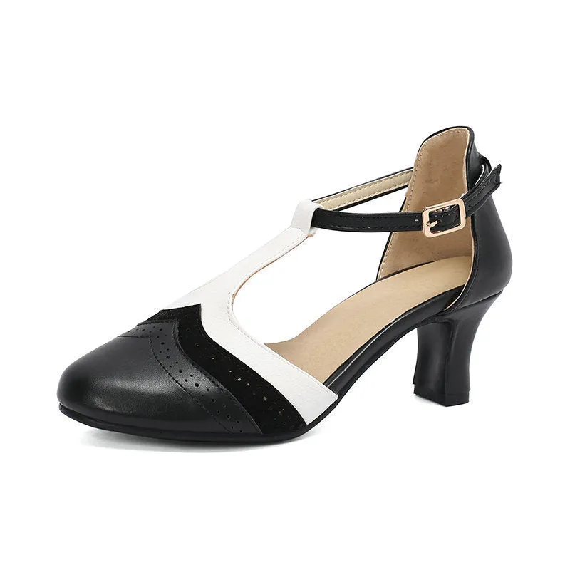 Women's retro closed toe chunky heel sandals in black with buckle fastening and round toe