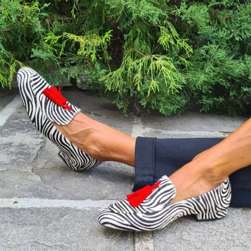 Leopard print flat heel tassel loafers for women with round toe and rubber sole
