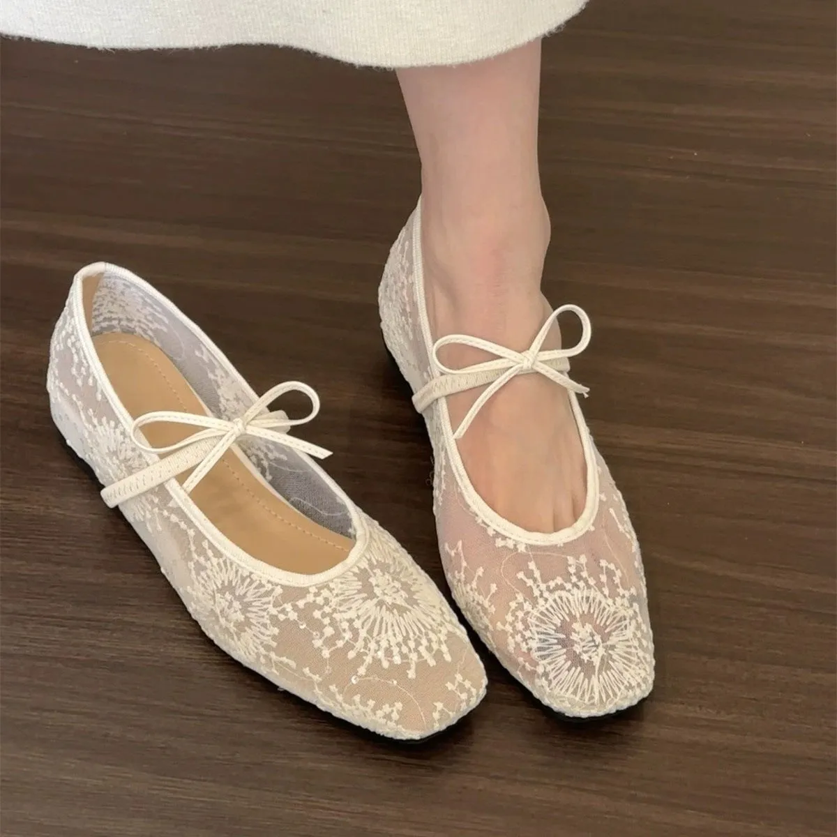 Women's spring mesh square toe Mary Jane pumps in solid colour with satin upper and rubber sole
