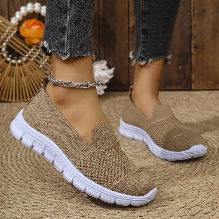 Women's mesh breathable flat casual shoes in solid colour with round toe and PVC sole