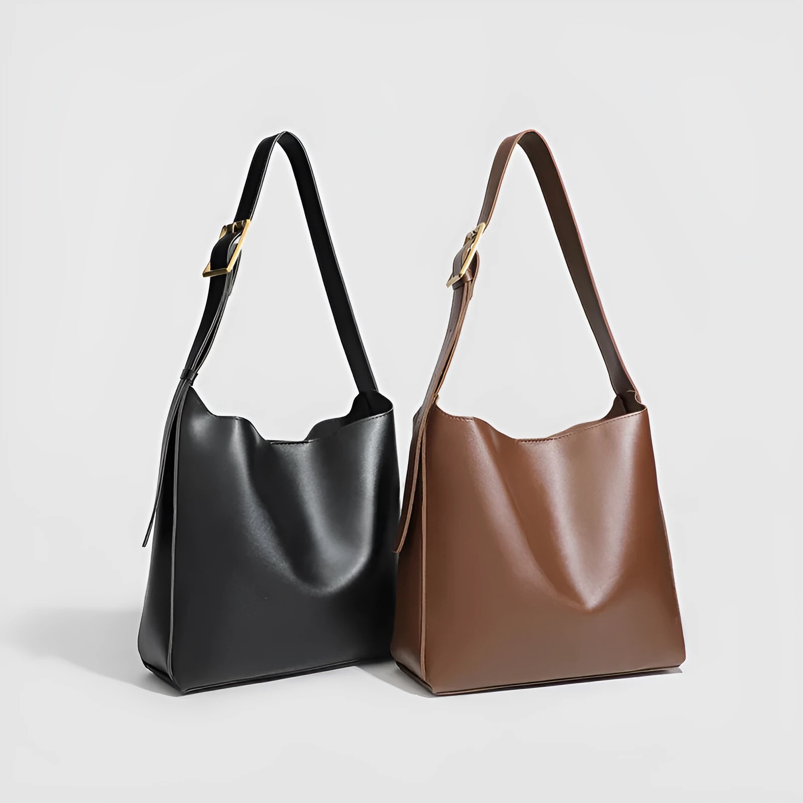 Retro textured Maillard tote bag in brown PU with visible sewing thread detailing and three-dimensional outer pocket