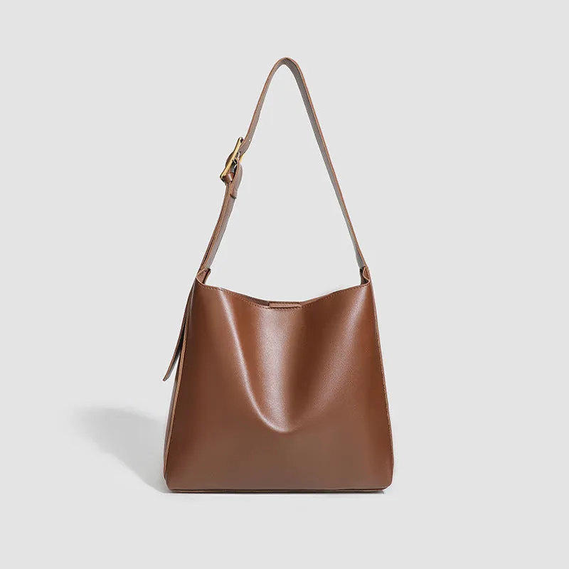 Retro textured Maillard tote bag in brown PU with visible sewing thread detailing and three-dimensional outer pocket