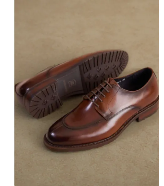 Plus size men's leather formal shoes with warped toe cap in black, first layer cowhide upper