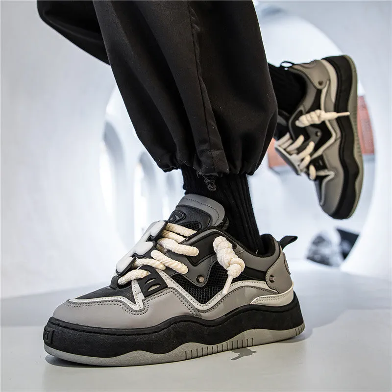 Men's artificial PU low-top lace-up casual sneakers in black with PVC sole and sewing line detail