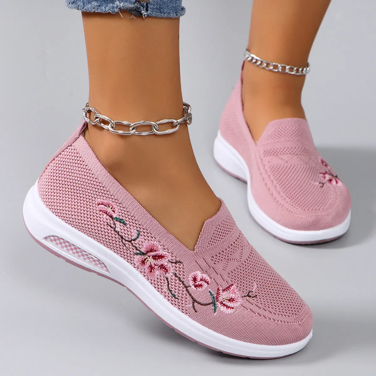 Women's embroidered breathable cloth shoes with soft rubber sole, flat heel, and round toe in multiple colours