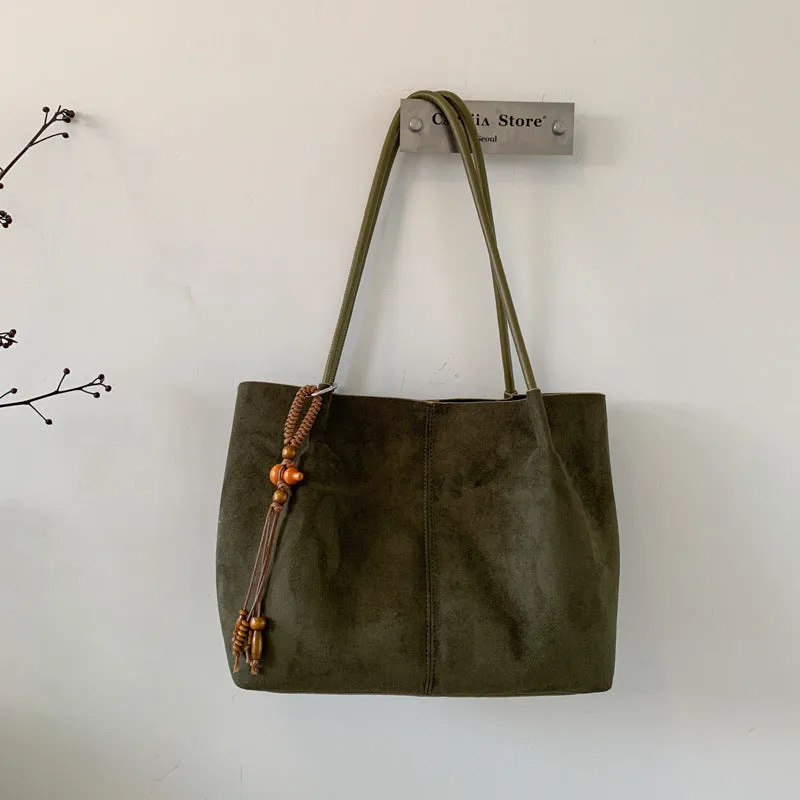 Large capacity suede tote bag with pendant, horizontal square shape, available in black, brown, coffee, and green