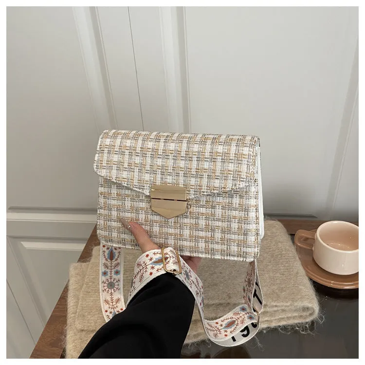 PU leather single shoulder bag horizontal square 23x16cm colour block grid pattern chain black