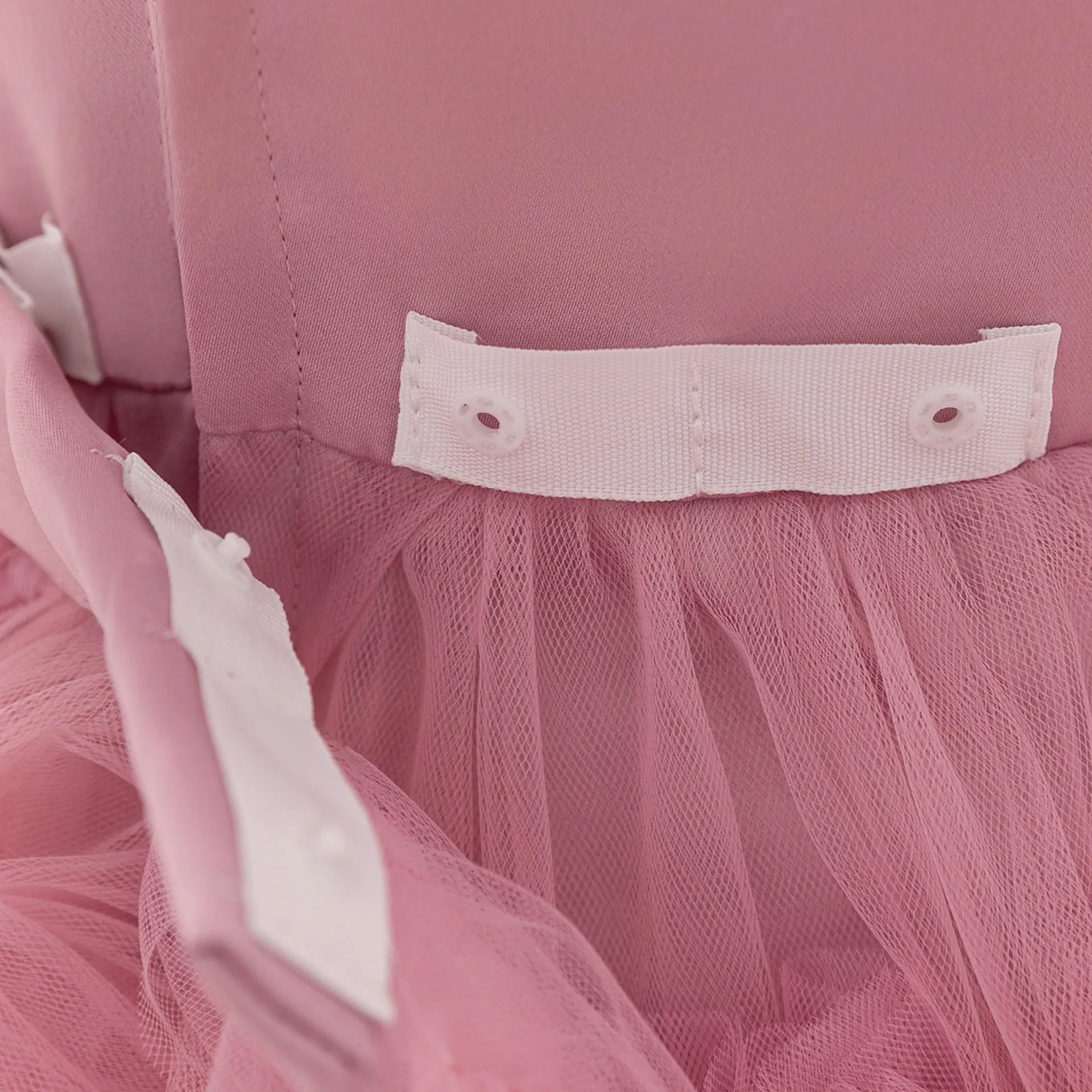 New children's sleeveless mesh long dress in bean pink for girls, suitable for height 70cm to 110cm