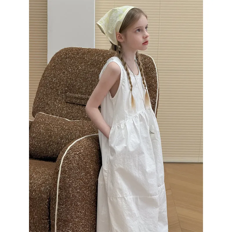 New girls white suspender French dress made of cotton with dot pattern for summer