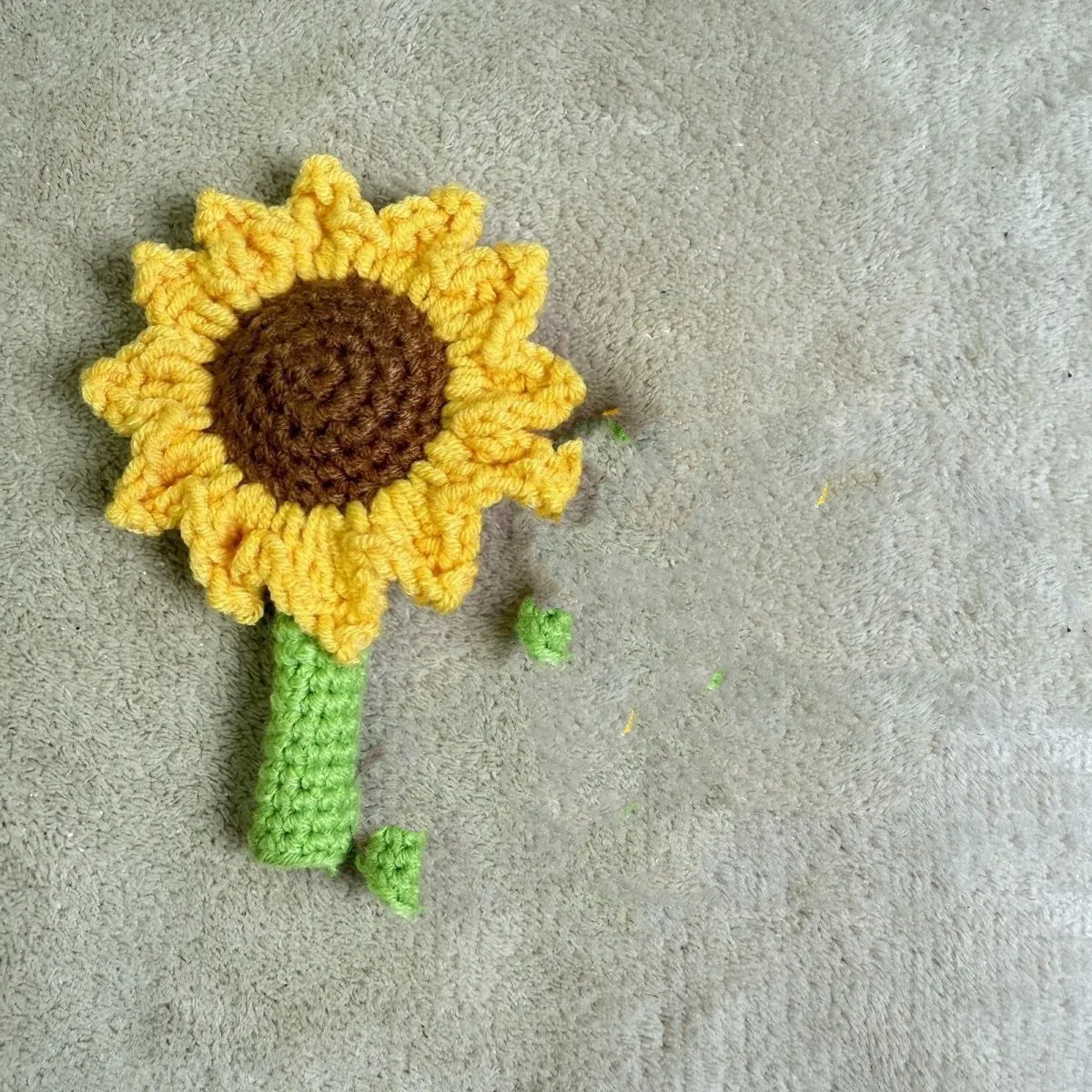 Hand-woven sunflower design jute pen cover, a natural fibre pen holder.