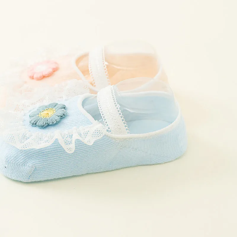 Light blue milky white thin cotton non-slip ankle socks for baby girls with lace trim