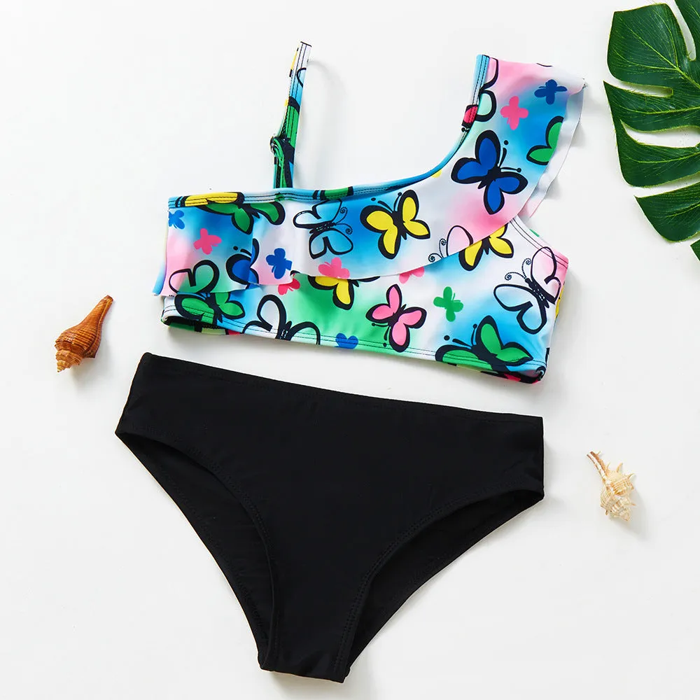 Girls' oblique shoulder strap split swimsuit in black graffiti, polyester fiber, fresh pattern briefs style