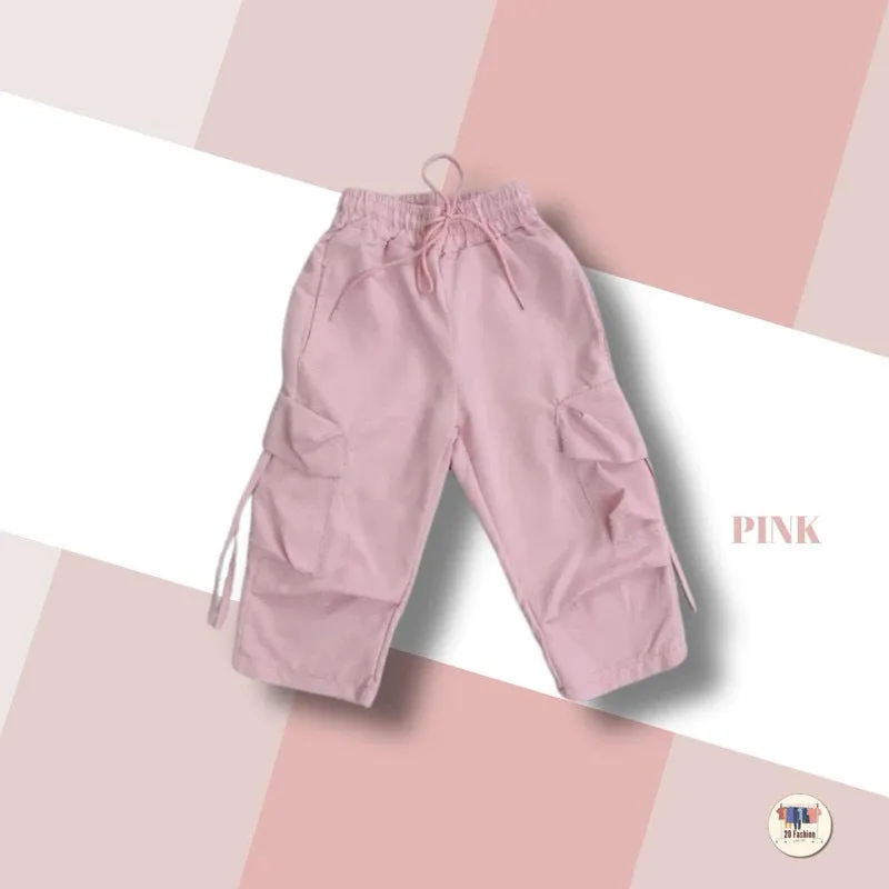 Unisex children cargo pants in solid colour with multiple pockets, suitable for heights 80-150 cm