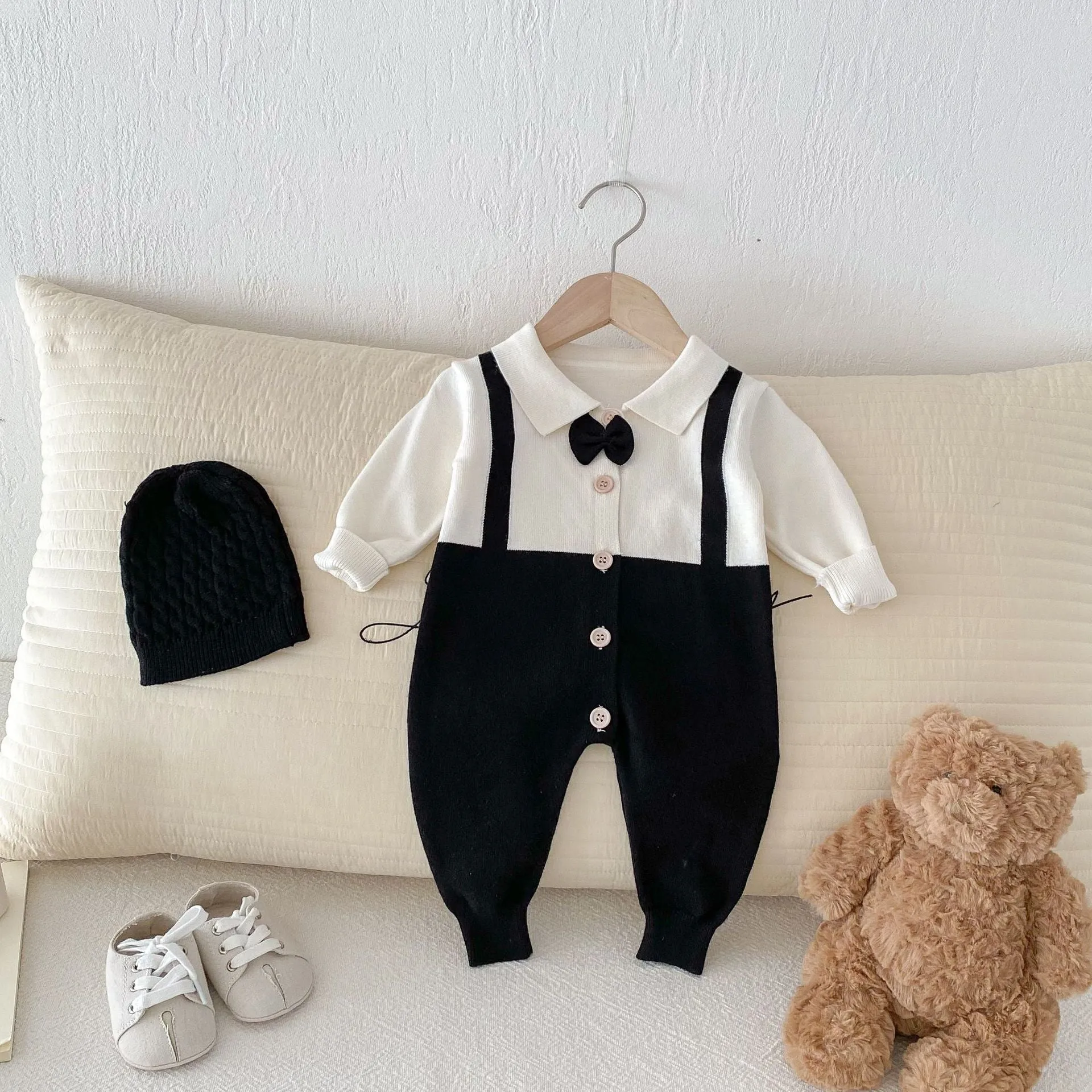 Infant lapel gentleman tie false two-piece suit in grey, brown, black, core-spun yarn fabric, long sleeve unisex baby romper for 66-90cm height