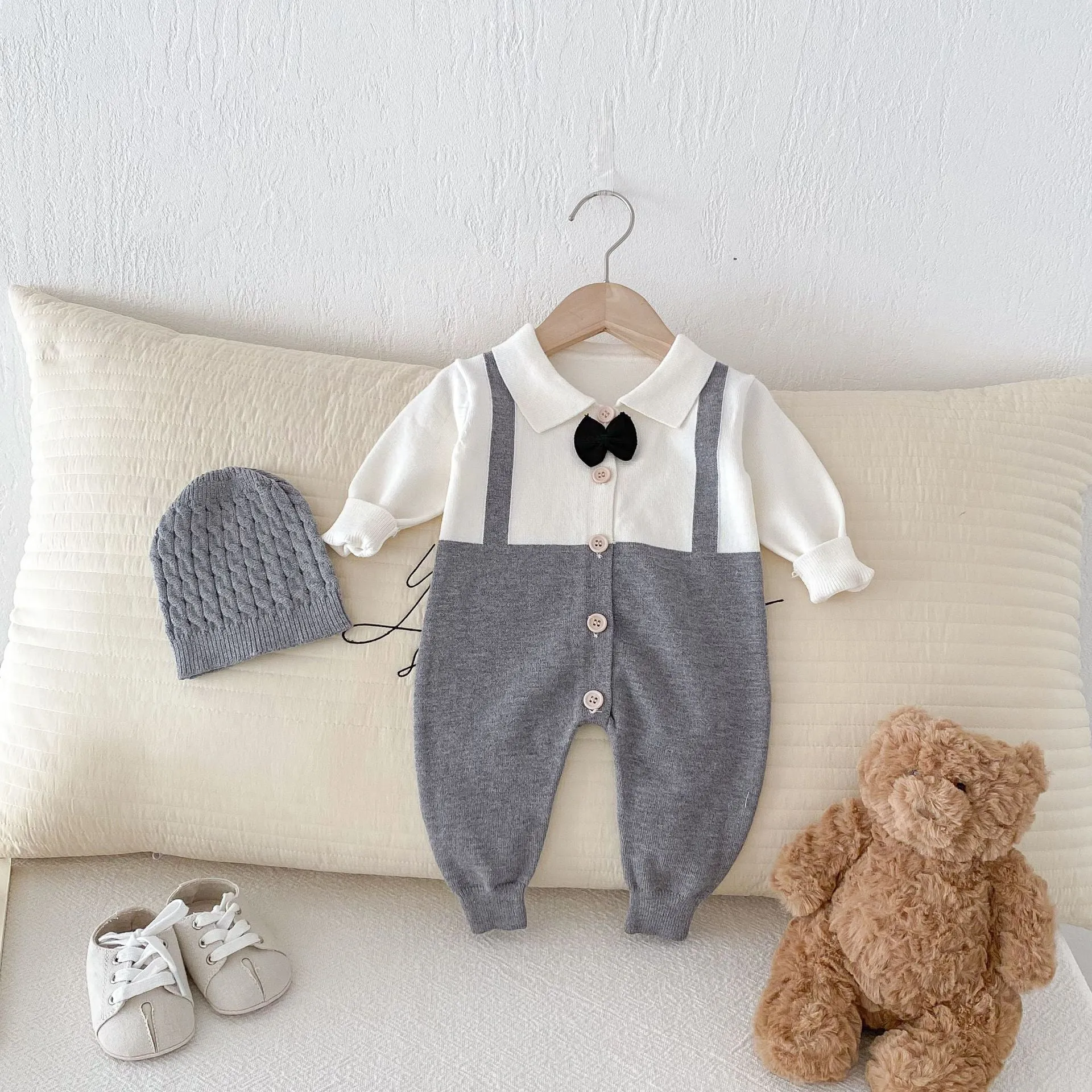 Infant lapel gentleman tie false two-piece suit in grey, brown, black, core-spun yarn fabric, long sleeve unisex baby romper for 66-90cm height