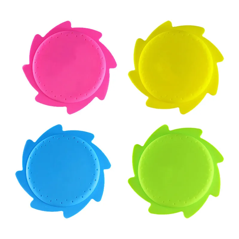 Silicone water toy in emoji style for kids bath time play, soft flexible material for grasping